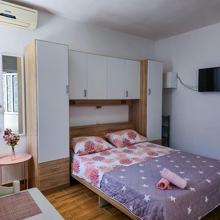 Apartments Neda Omiš Extérieur photo