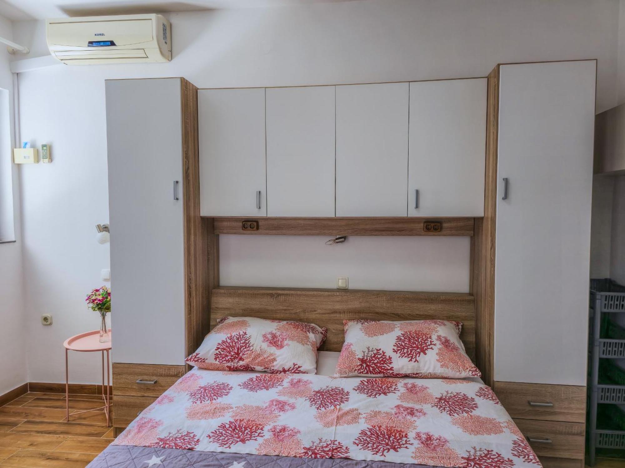 Apartments Neda Omiš Chambre photo