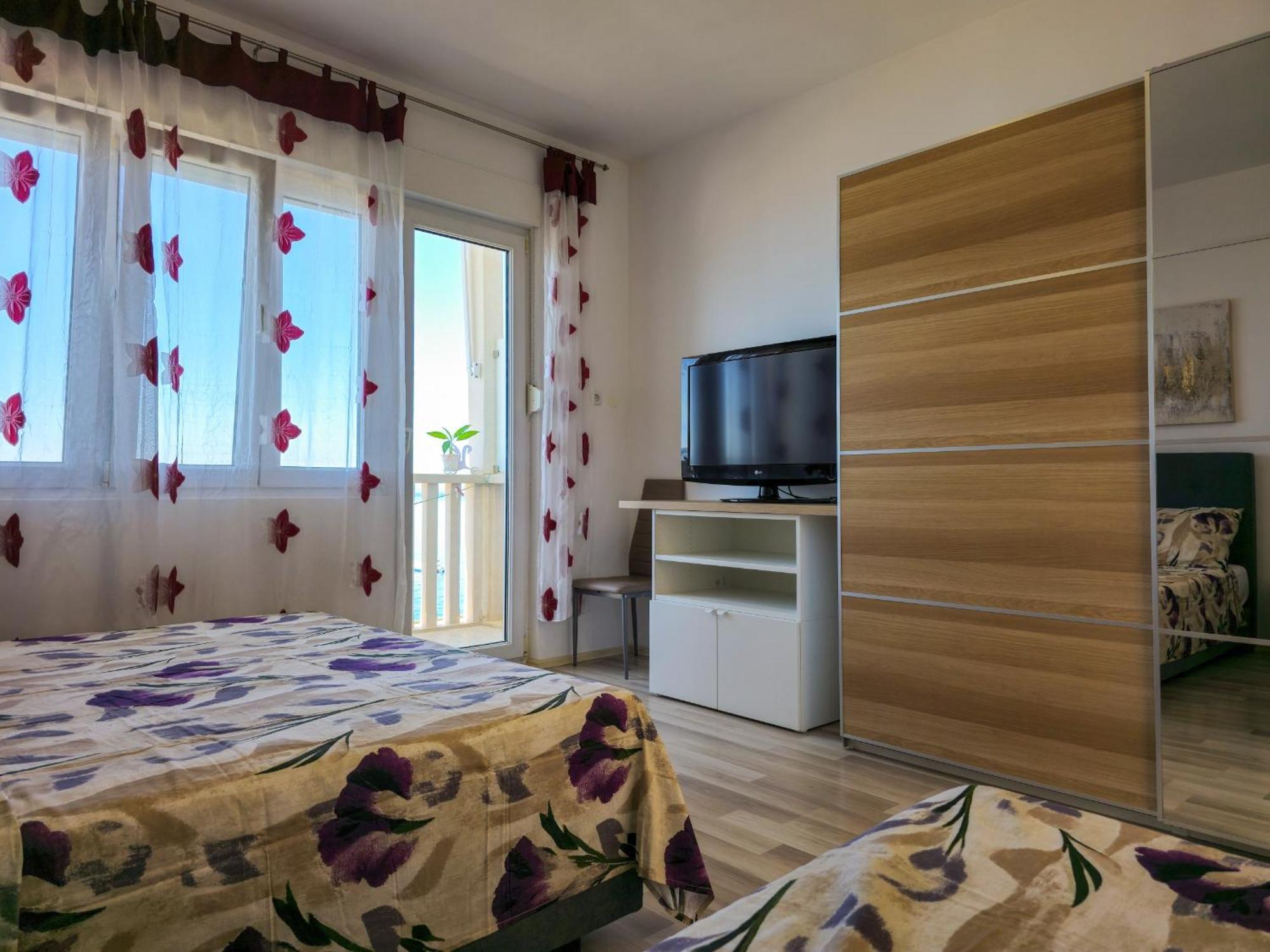 Apartments Neda Omiš Chambre photo