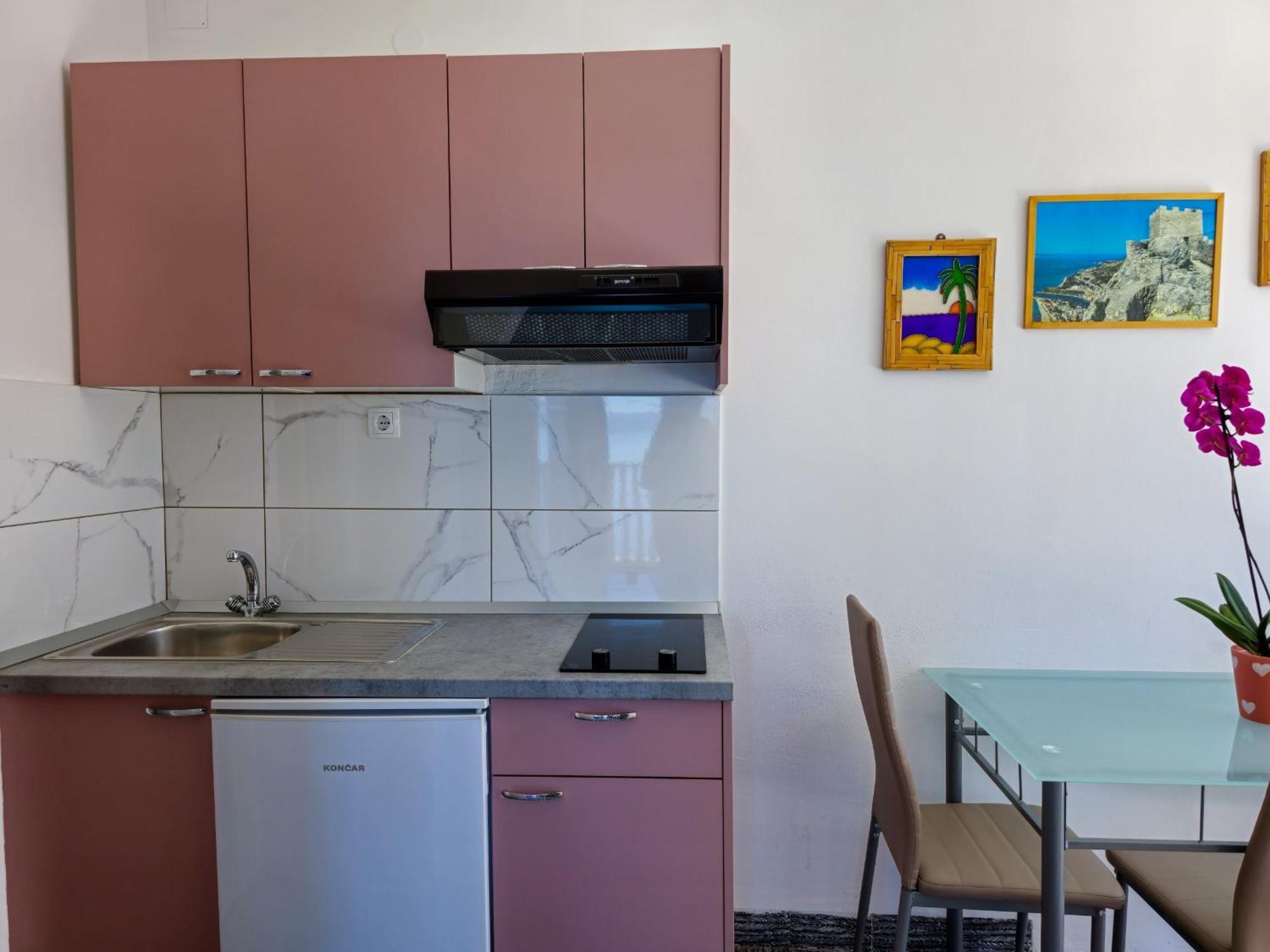 Apartments Neda Omiš Chambre photo
