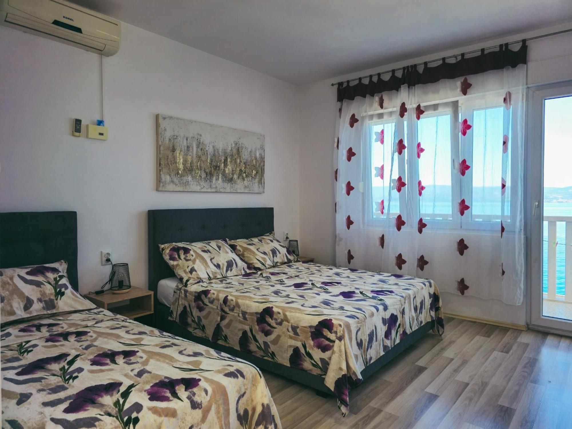 Apartments Neda Omiš Chambre photo
